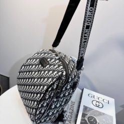 Balo Dior
